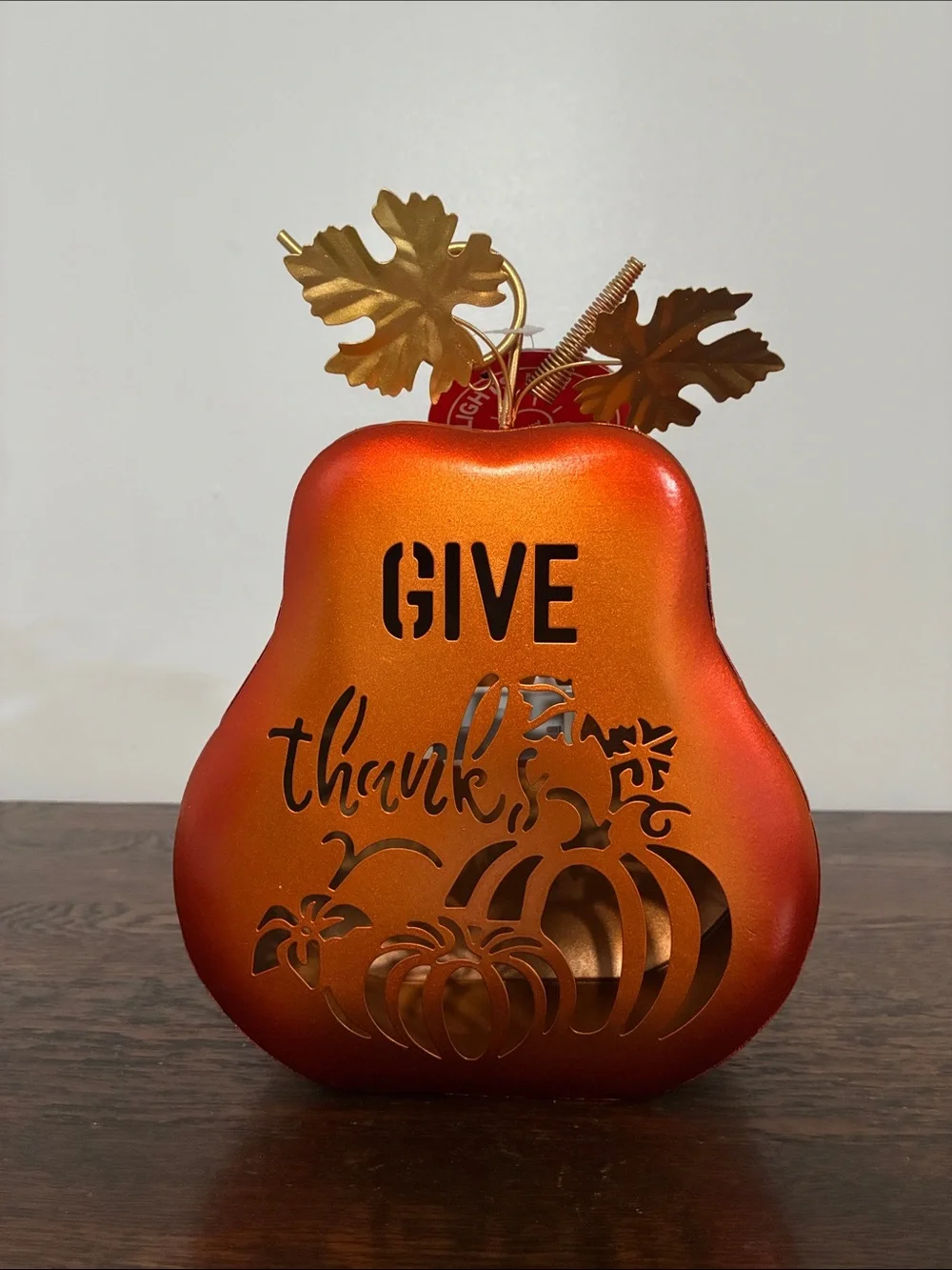 NWT-LED Light Up- Give Thanks-Orange Metal Pumpkin Decoration w/ Metal Leaves 🍁